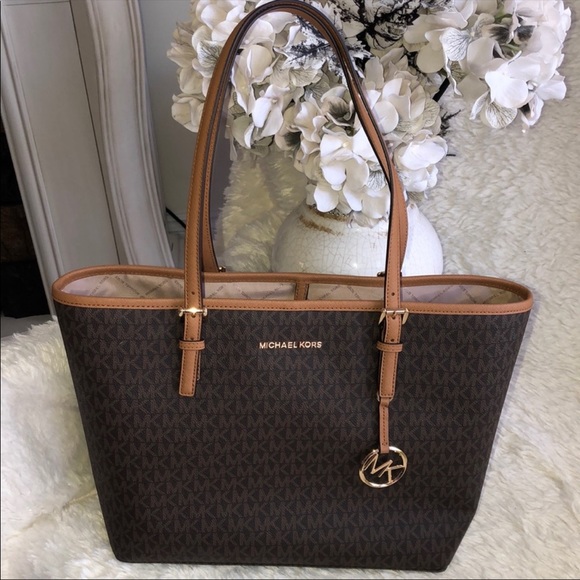 Handbags - Michael kors brown tote bag